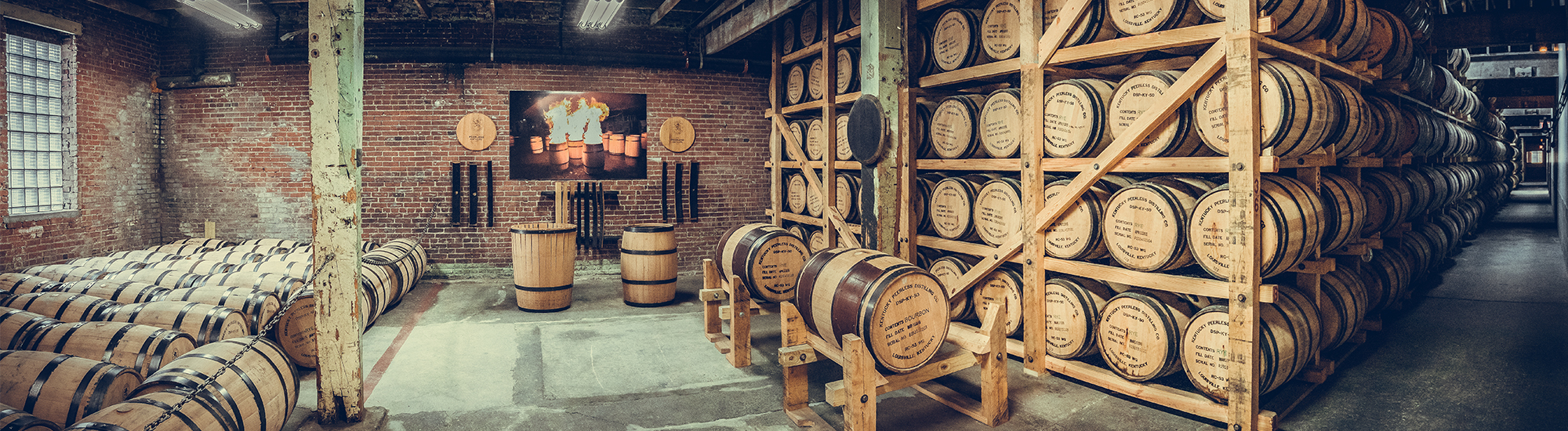 Bourbon Experience Louisville Kentucky - Peerless Distillery Tour